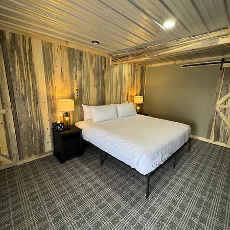 The Maverick Motel